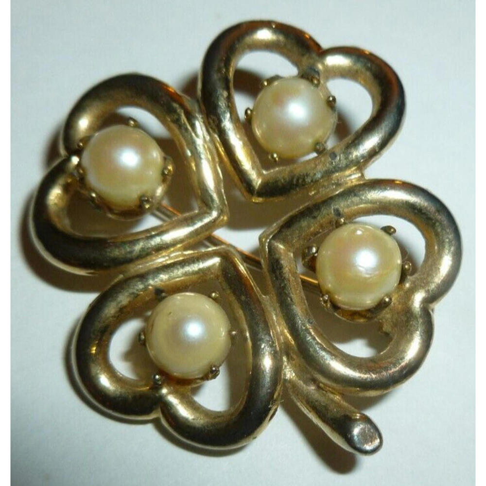 Vintage Brooch Gold Tone Faux Pearl Shamrock Clover